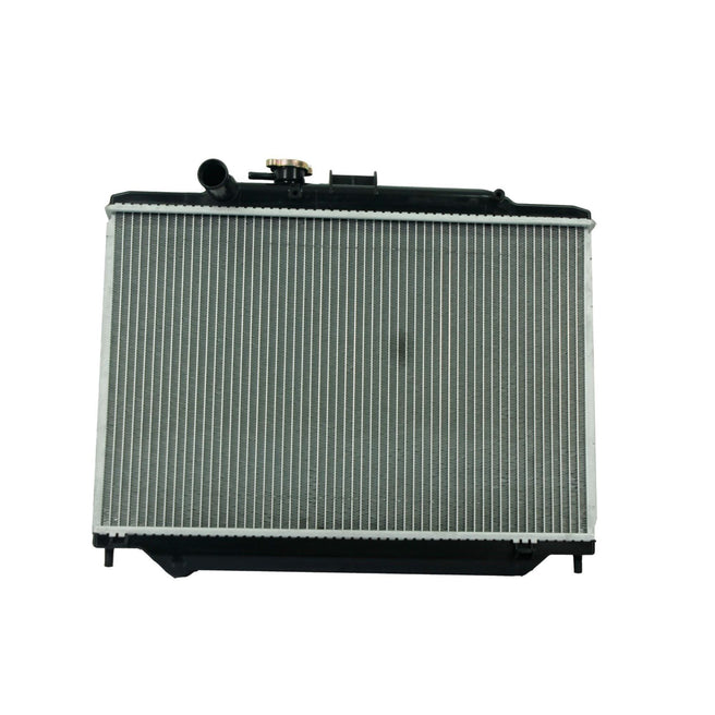 Radiador Automotriz Nissan Urban T/M 09 26mm Tubo Soldado