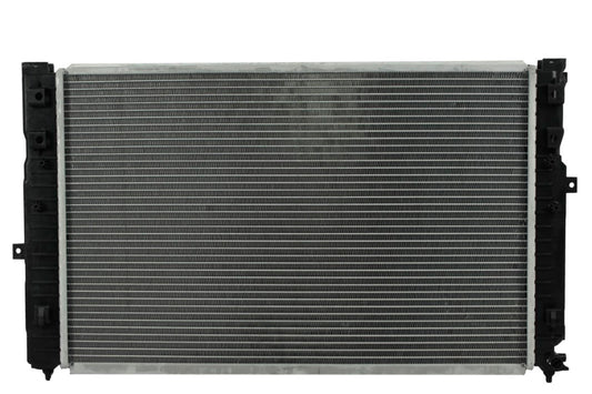 Radiador Automotriz Audi A4 Avant, Quatro, Confort, Passat, GL T/A 96-05 32mm Tubo Soldado