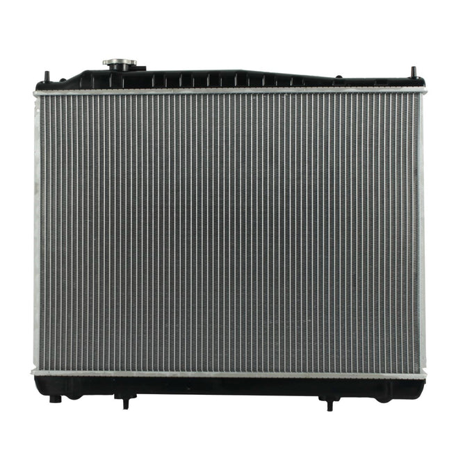Radiador Automotriz Nissan Pathfinder LE, SE, XE, IN QX4 BASE T/A 96-00 26mm Tubo Soldado