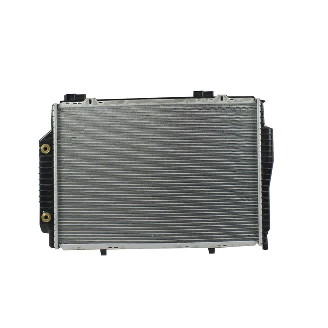 Radiador Automotriz Chrysler Mercedes Benz Crossfire C43, CLK430, CLK55, SLK52,SLK320 T/A 04-08 32mm Tubo Soldado