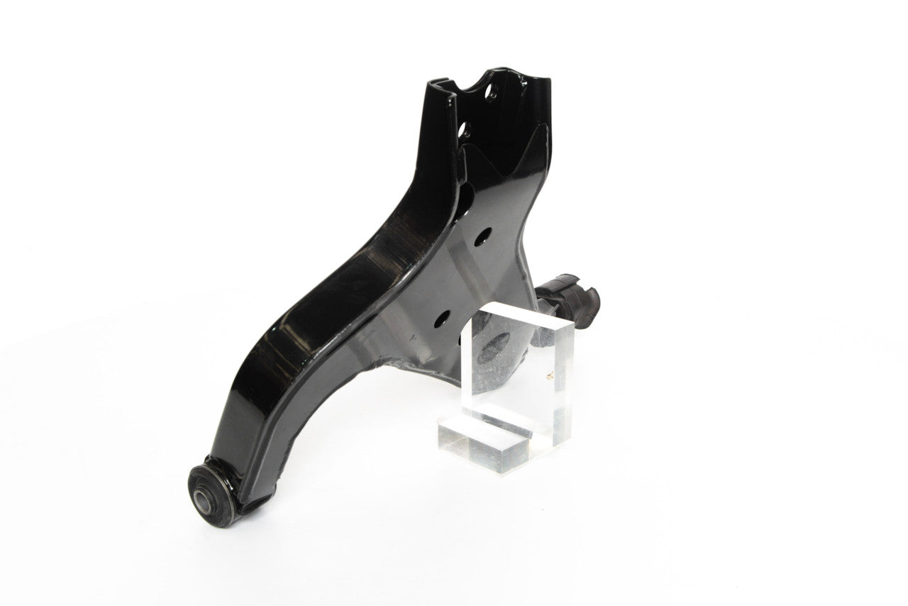 Horquilla Inferior Izquierdo Infiniti QX4 2001-2003