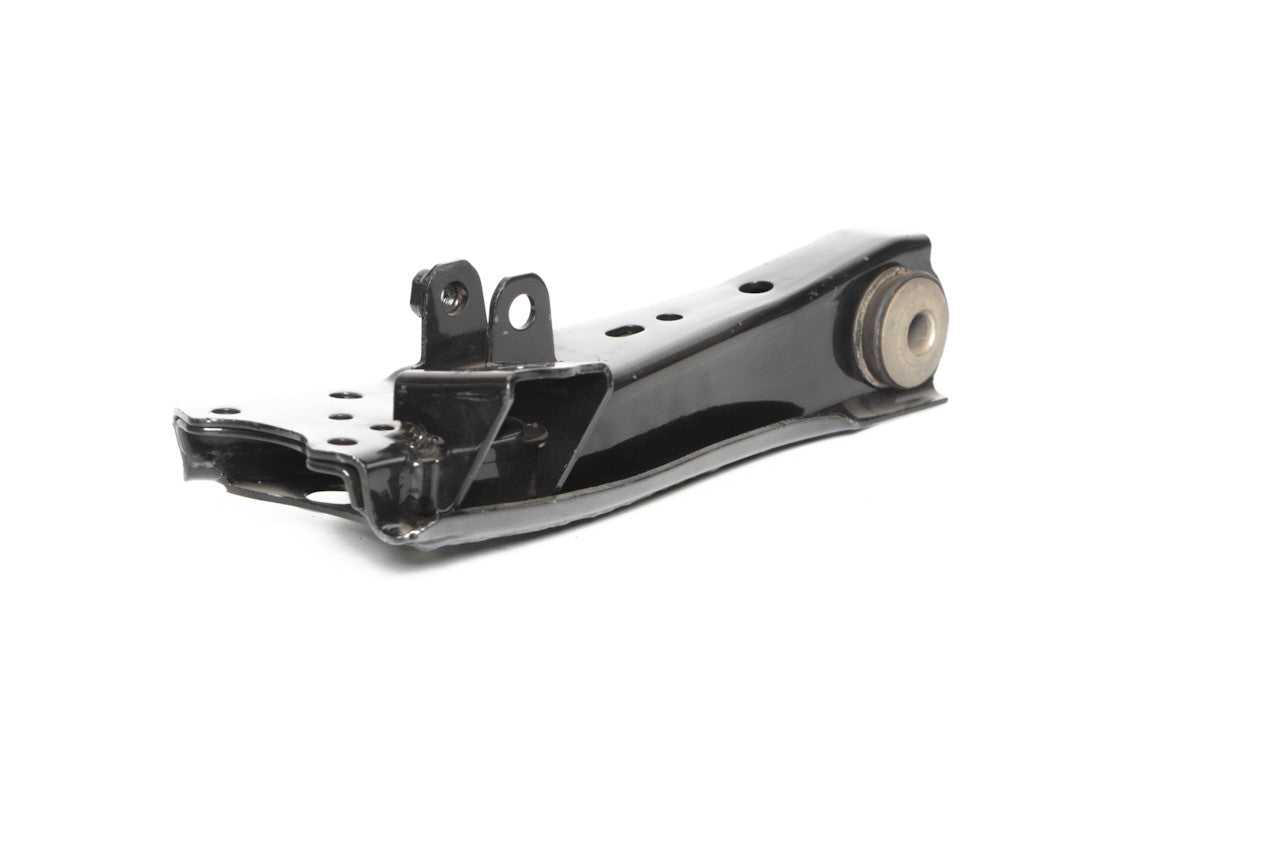 Horquilla Inferior Derecho Toyota Hiace 2004-2020