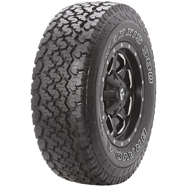 Llanta 215/75 R15 102S Maxxis AT 980