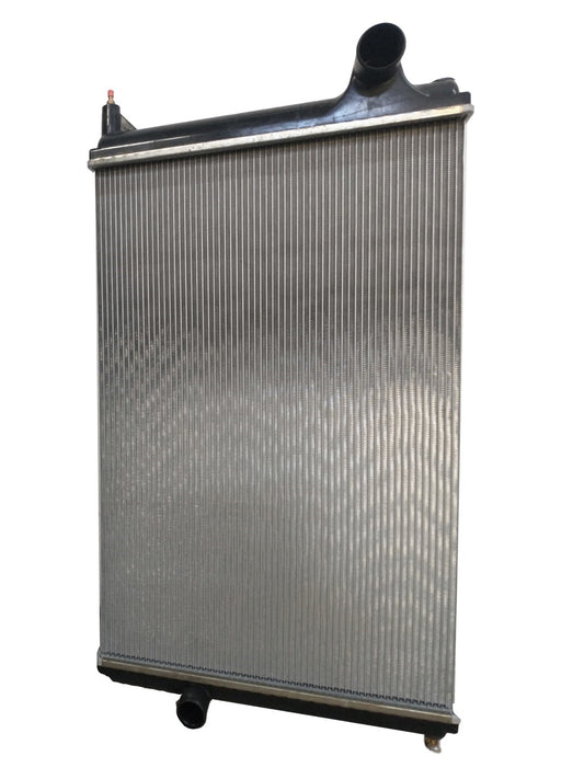 Radiador Tracto Camion Ford Steriling 98-04 Plastico/Aluminio T/M