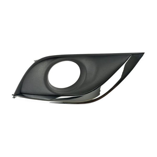Rejilla Fascia Delantera Ns Versa 15-19 C/Hoyo P/Faro F/Cromado Exclusive/Drive/Advance/Sense L4 4 Cilindros 1.6L 4 Puertas Der