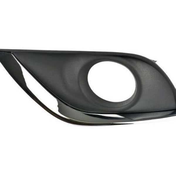 Rejilla Fascia Delantera Ns Versa 15-19 C/Hoyo P/Faro F/Cromado Exclusive/Drive/Advance/Sense L4 4 Cilindros 1.6L 4 Puertas Izq