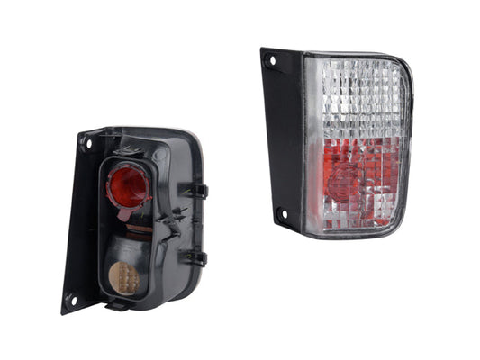 Cuarto Trasero Rn Trafic 07-14 Blanco/Rojo S/Foco Depo Izq