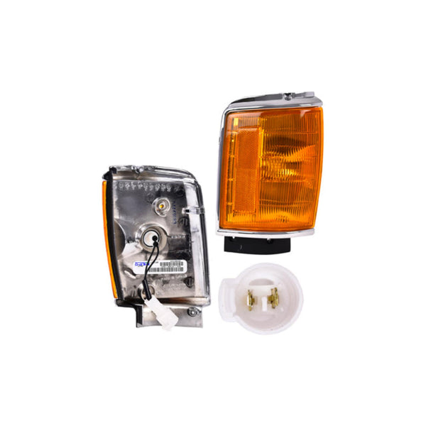 CUARTO PUNTA TY PICK UP 84-88 FILO CROMADO C/FOCO DEPO DER