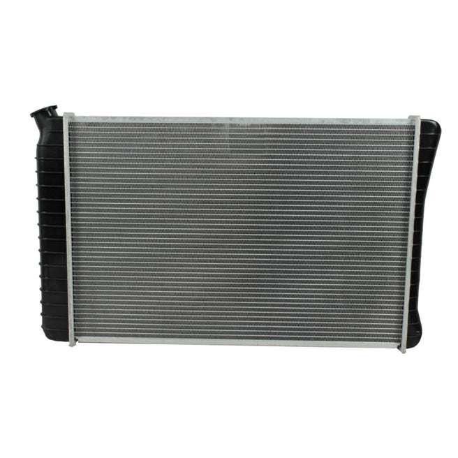 Radiador Automotriz GM Chevrolet Blazer C10, C20, Suburban, Silverado T/A 69-81 32mm Tubo Soldado