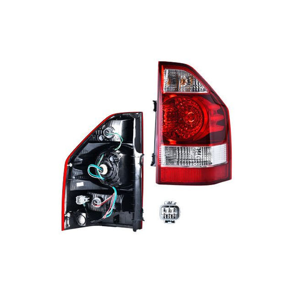 Calavera P/ Mitsubishi Montero 2004-2006