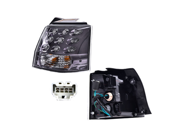 Calavera Exterior P/ Mitsubishi Outlander 2007-2013