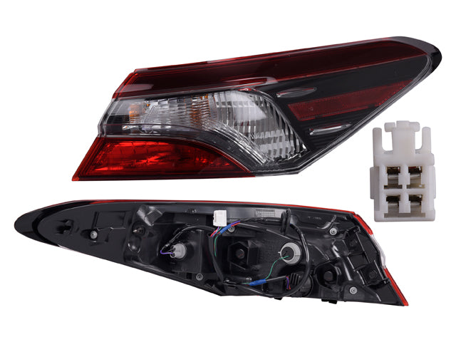 CALAVERA EXTERIOR TY CAMRY LE/SE 21-23 C/LEDS DEPO DER