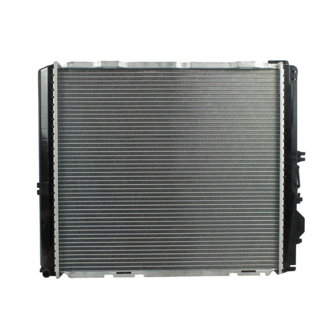 Radiador Automotriz Mercedes Benz 260E 33 CE, E 320 T/A 86-95 36mm Tubo Soldado