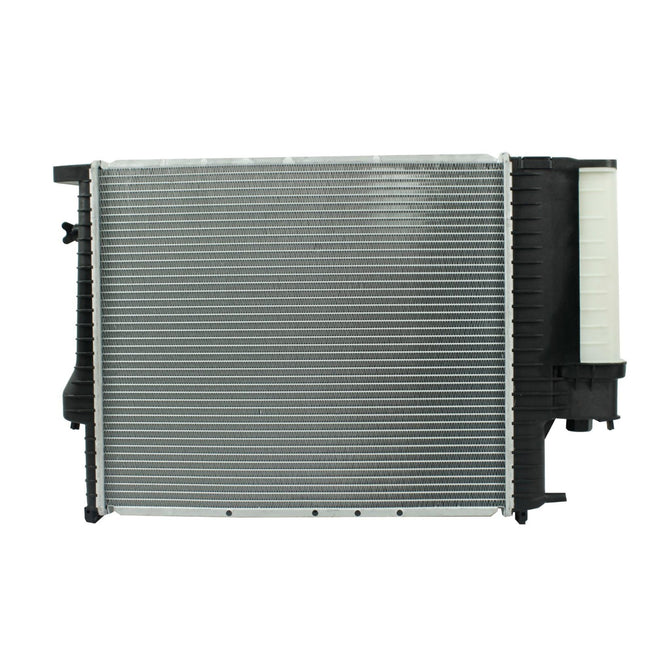 Radiador Automotriz BMW 525I 525IT T/A 93-95 32mm Tubo Soldado