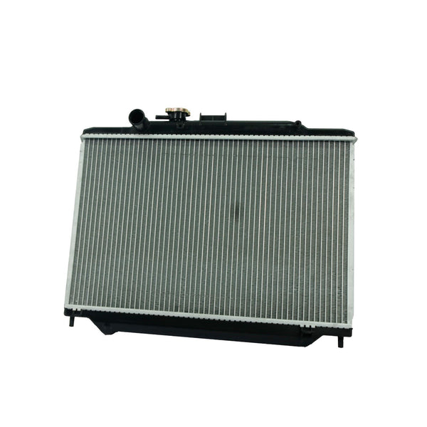 Radiador Automotriz Nissan Urban T/M 09 26mm Tubo Soldado