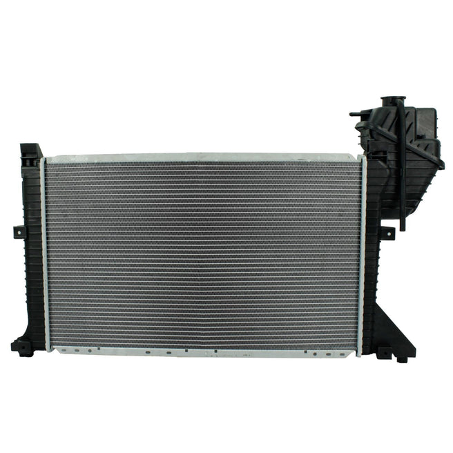 Radiador Automotriz Mercedes Benz Sprinter Frightliner Sprinter T/A 02-06 32mm Tubo Soldado