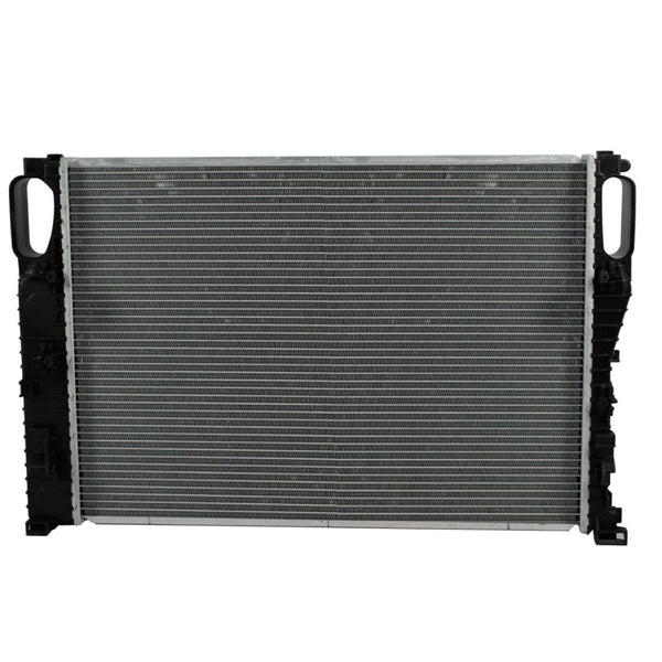 Radiador Automotriz Mercedes Benz CLS63 AMG, E55 T/A T/M 04-11 32mm Tubo Soldado