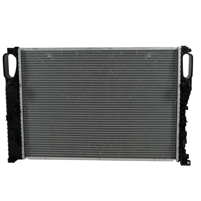 Radiador Automotriz Mercedes Benz CLS63 AMG, E55 T/A T/M 04-11 32mm Tubo Soldado