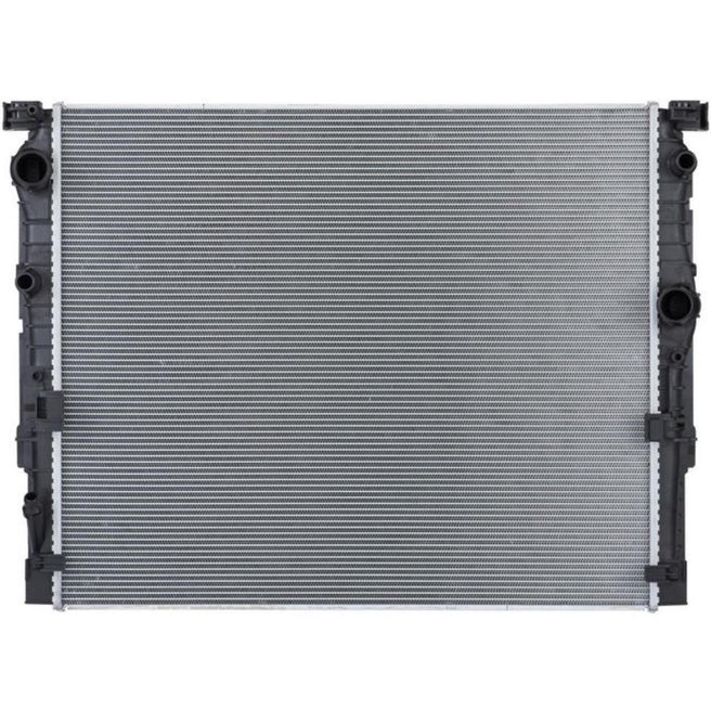 Radiador Automotriz BMW 530i 540i 17 740i 16-17 TM 26mm Tubo soldado