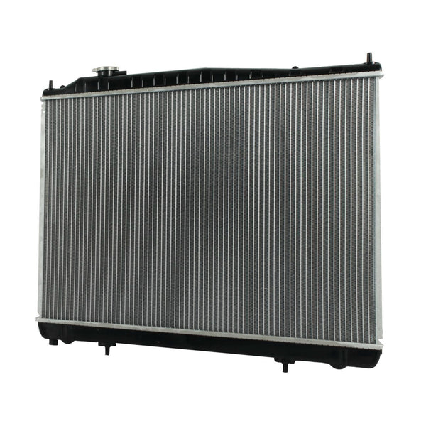 Radiador Automotriz Nissan Pathfinder LE, SE, XE, IN QX4 BASE T/A 96-00 26mm Tubo Soldado