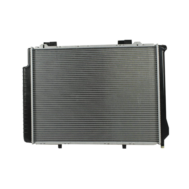 Radiador Automotriz Mercedes Benz E320 Base T/A 96-97 32mm Tubo Soldado