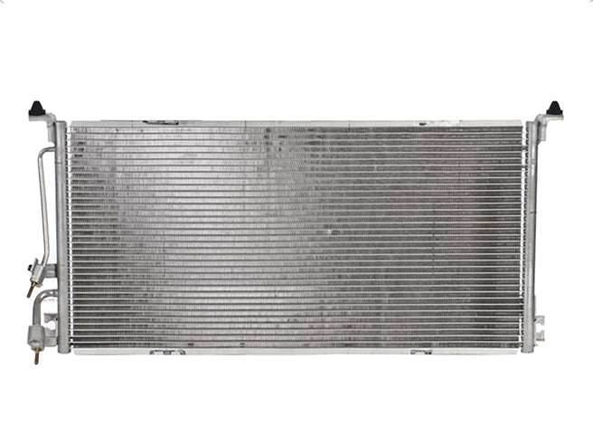 Condensador De Aire P/ Mitsubishi Lancer 2004-2006