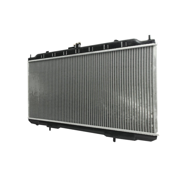 Radiador Automotriz Nissan Sentra T/A 00-01 26mm Tubo Soldado