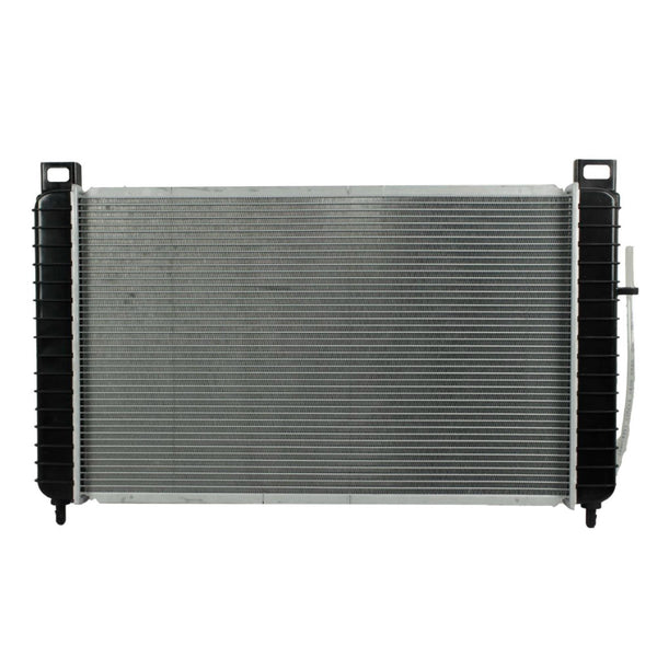 Radiador Automotriz GM Chevrolet Silverado Sierra T/A 99-04 26mm Tubo Soldado