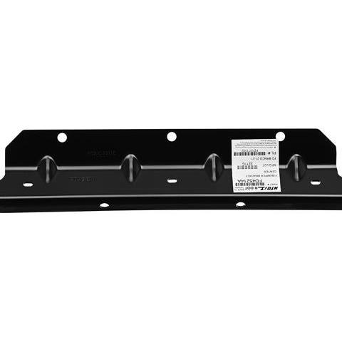Guia Fascia Delantera Central Fd Bronco 21-23 5 Puertas. 

Respuesta: Gui P/ Ford Bronco 2021-2023