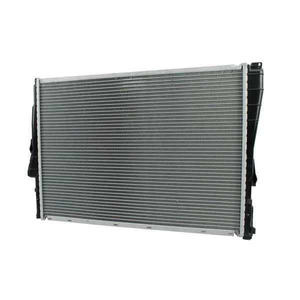 Radiador Automotriz BMW 320 i 323C i,325C i,325X i,328C i,330X i, Z4 T/EXT 01-05 26mm y 32mm Tubo Soldado