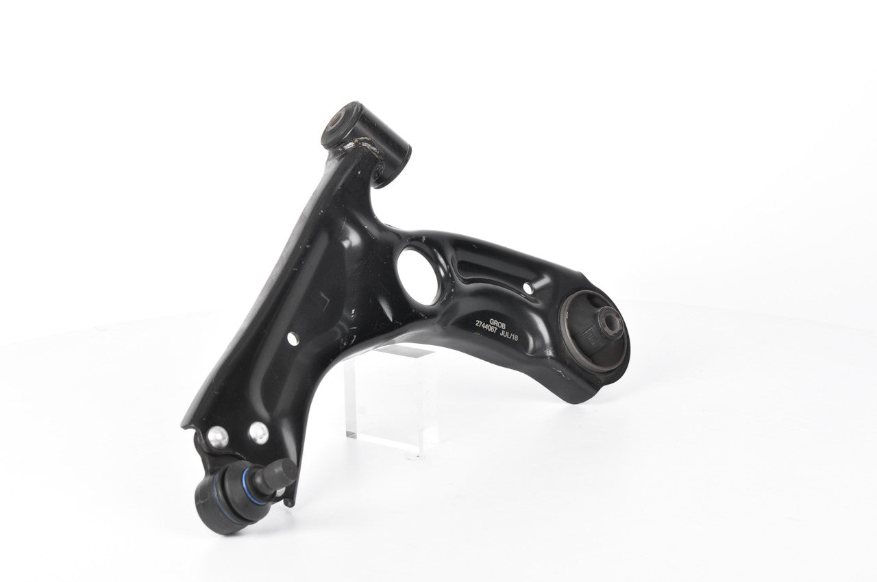 Horquilla Inferior Izquierdo Chevrolet Sonic 2011-2018