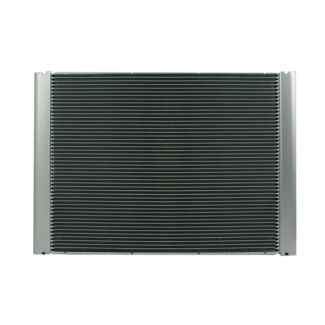 Radiador Automotriz BMW 525 I 525 XI, 550, 550 I, 650 CI, 650I T/M 06-11 32mm Tubo Soldado