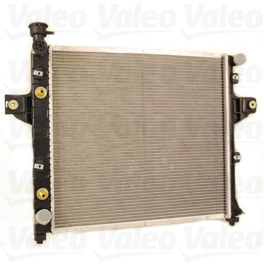 Radiador Jeep Grand Cherokee 1999-2004 L6 4.0L DPI: 2262