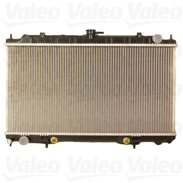 Radiador Nissan Sentra 2000-2001 L4 2.0L DPI: 2328