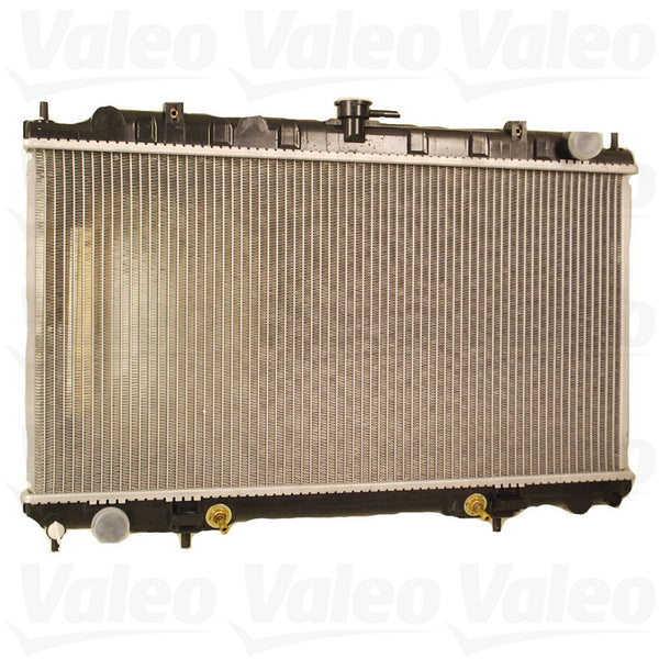 Radiador Nissan Sentra 2000-2001 L4 2.0L DPI: 2328