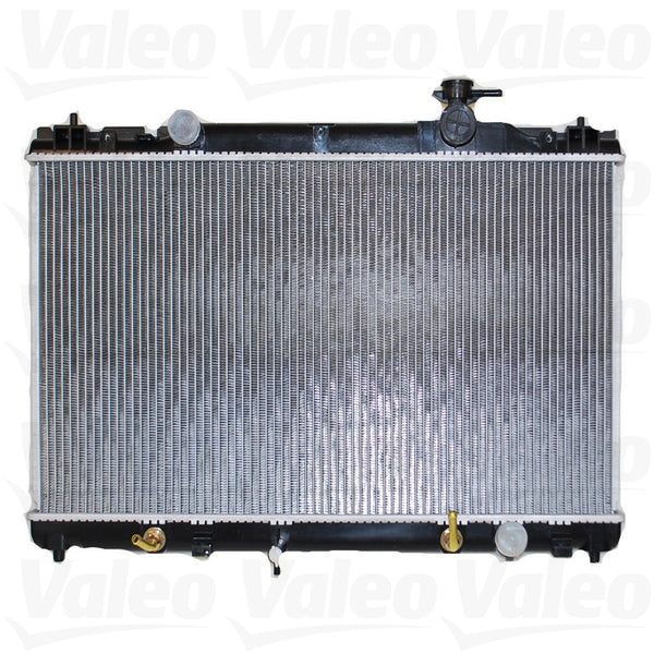Radiador Toyota Solara 2005-2008 L4 2.4L DPI: 2436