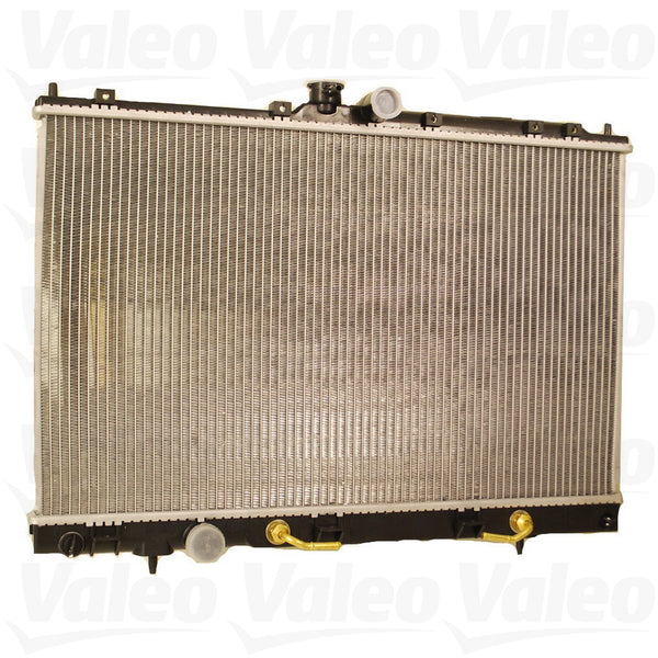 Radiador Mitsubishi Outlander 2004-2006 L4 2.4L DPI: 2617