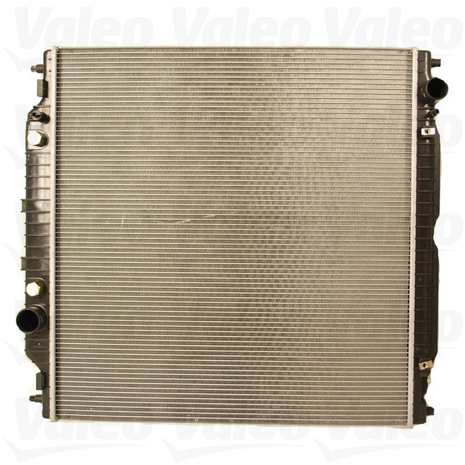 Radiador para Ford F-550 Super Duty 2003-2004 V8 6.0L DPI: 2741