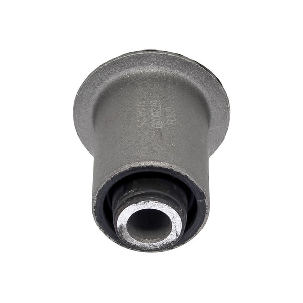 Buje Inferior Nissan Cabstar 2008-2015