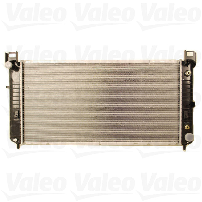 Radiador para Chevrolet Silverado 3500 2008-2010 V8 6.0L DPI: 2423