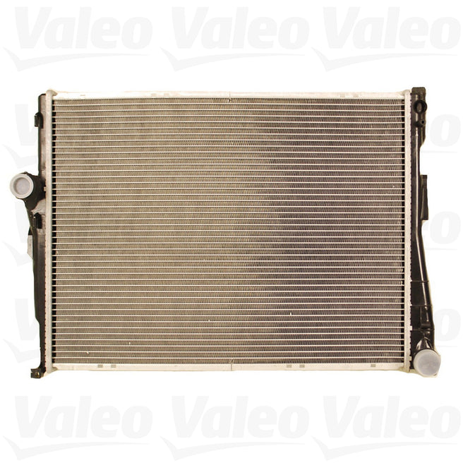 Radiador para BMW Z4 2003-2009 L6 2.5L DPI: 2636