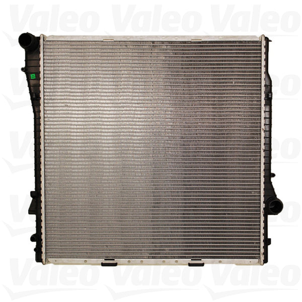 Radiador BMW X5 2001-2006 L6 3.0L DPI: 2594