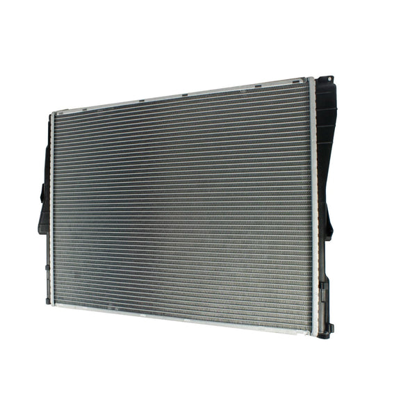 Radiador Automotriz BMW X3 2.51,X3 3.01S T/A 04-06 32mm Tubo Soldado