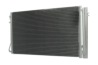 Condensador Automotriz BMW 130i 07-13