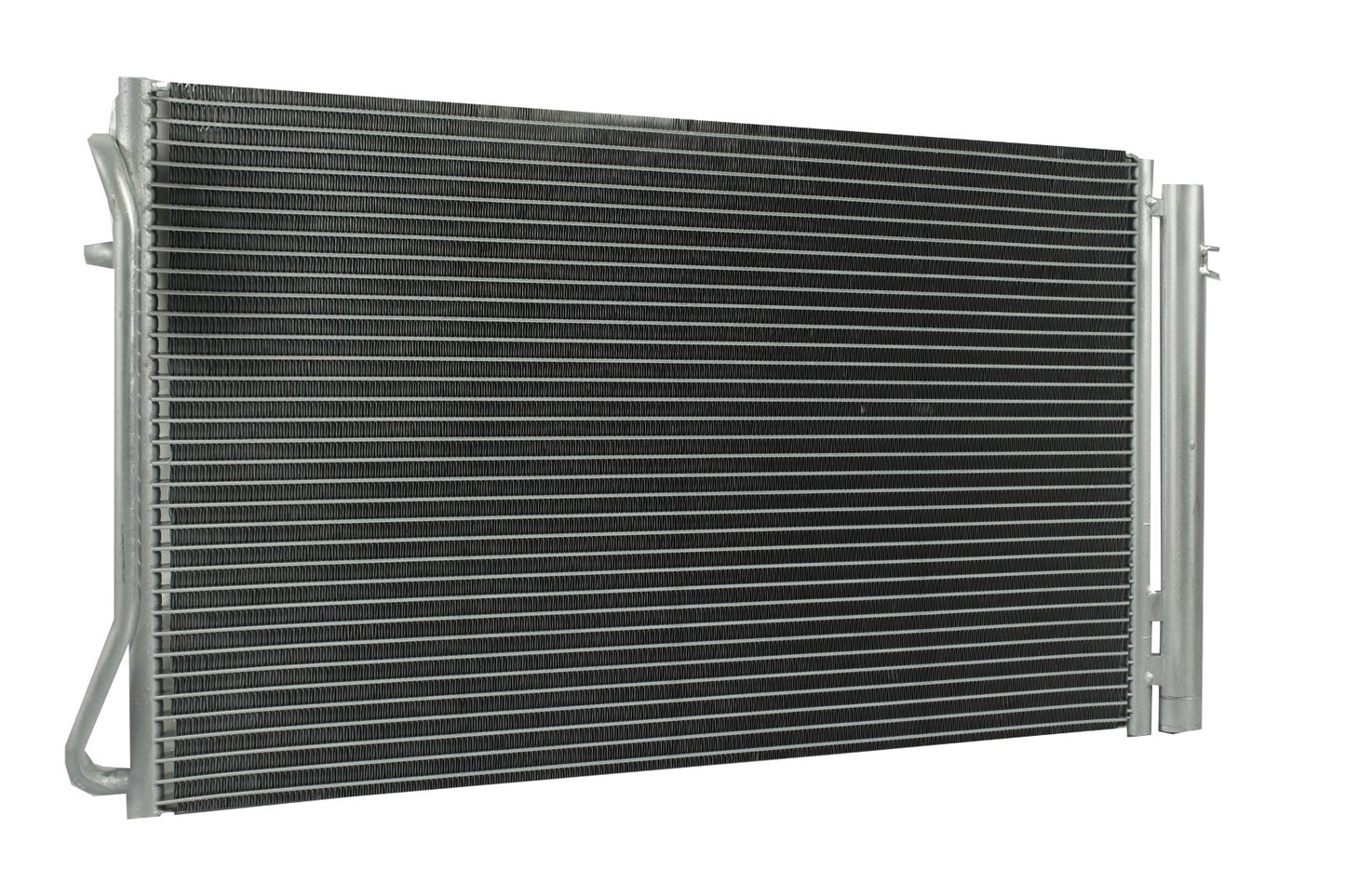 Condensador Automotriz BMW 130i 07-13