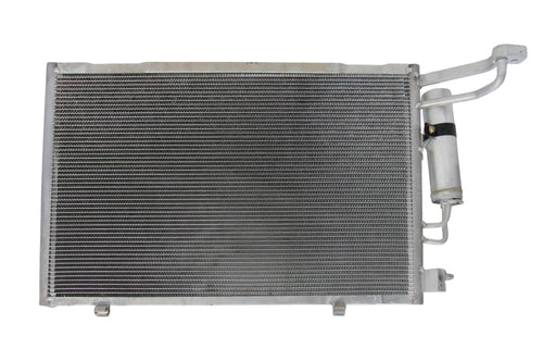 Condensador de A/C Ford Fiesta 2014-2019