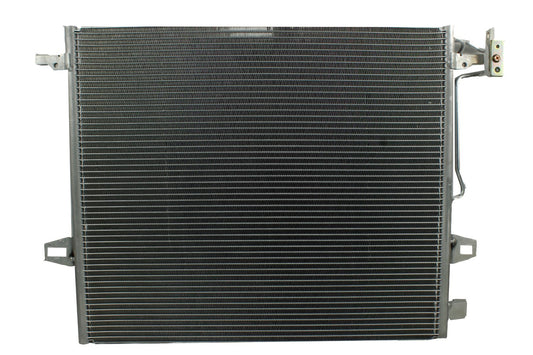 Condensador Automotriz Chevrolet Silverado 16-20 Ancho 23"