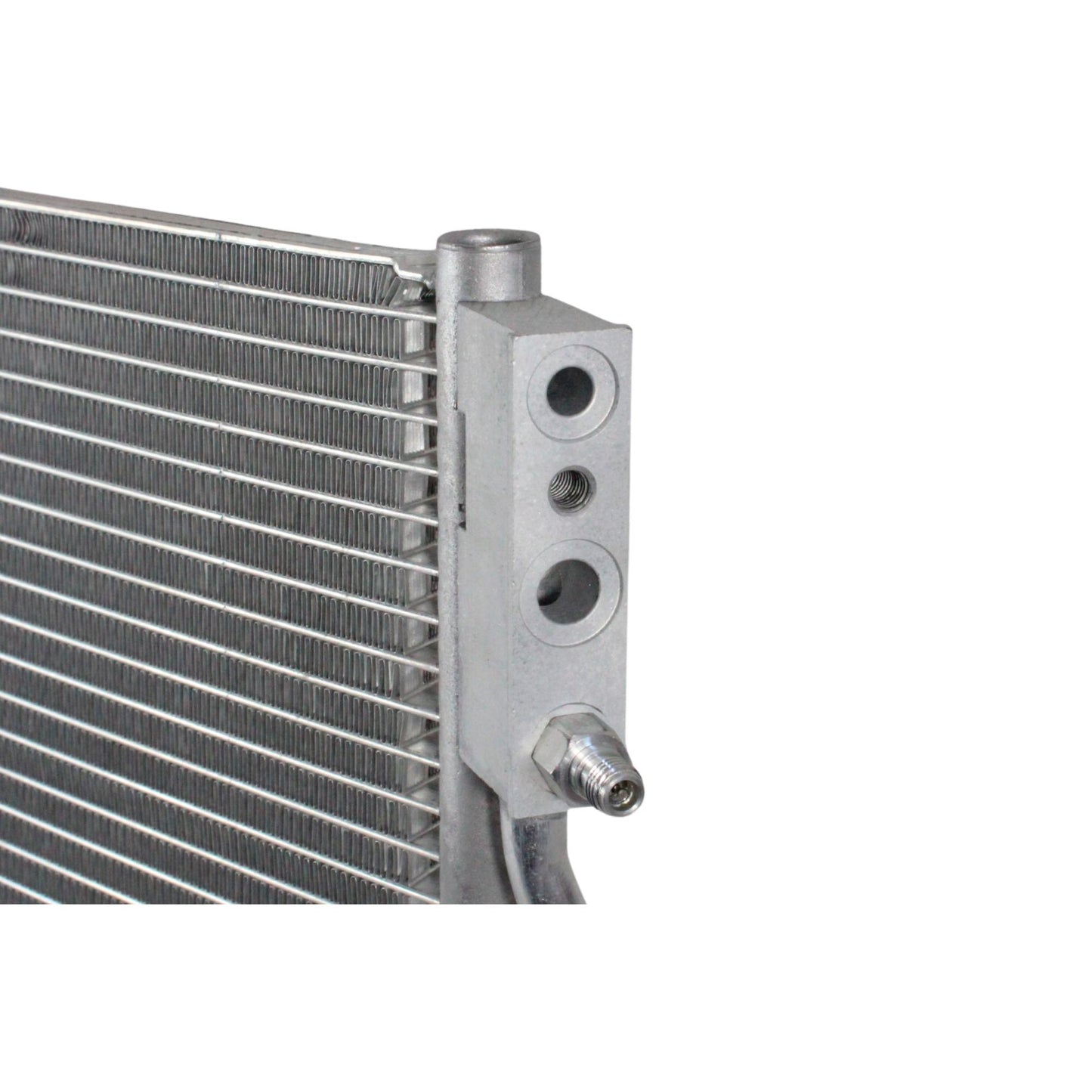 Condensador Automotriz Chevrolet Malibu 16-21