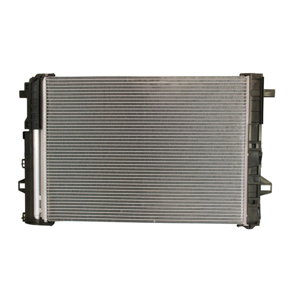 Condensador Automotriz Mercedes Benz CLA250 14-20