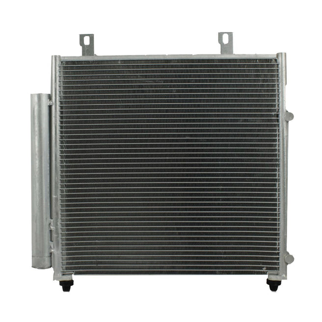 Condensador Automotriz Mitsubishi Mirage 17-19 Attitude 12-21